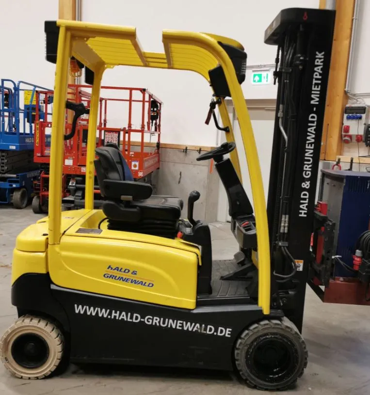 hald-grunewald-gabelstapler-hyster-j2-0xn-elektro-frontstapler-triplex image 1
