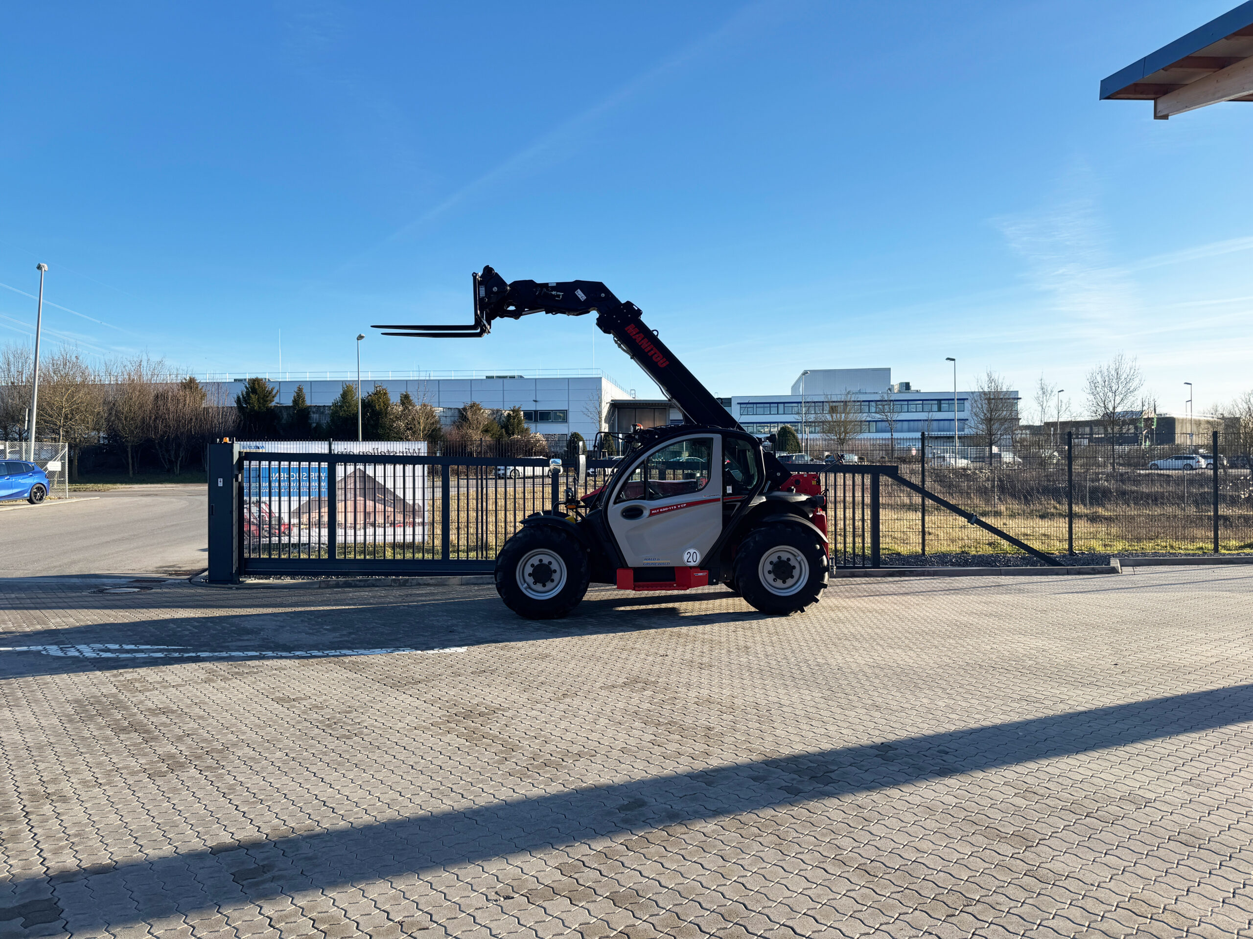 manitou-mlt-630-115d-v-cp-st5-s1-teleskopstapler-schnellwechsler image 1