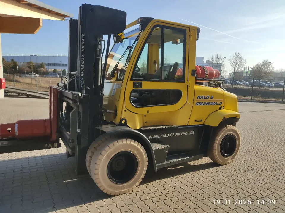 hyster-h7-0ft-gas-frontstapler-triplex-4700-mm image 1
