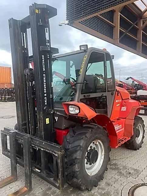 manitou-m-30-4-st3b-diesel-gel-ndestapler-vollkabine-allrad image 1