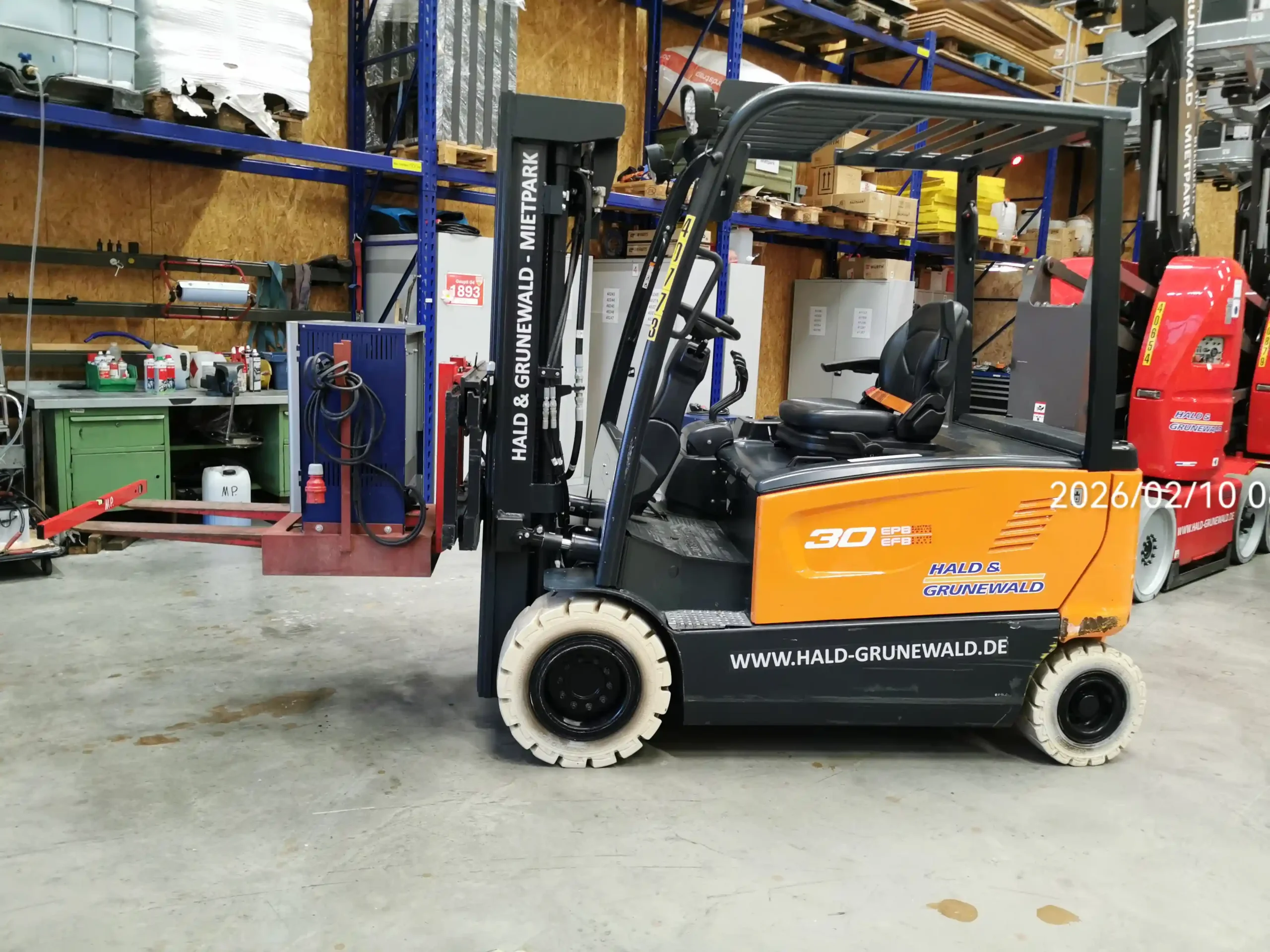 doosan-b30x-7plus-elektro-frontstapler-triplex-4730mm image 2