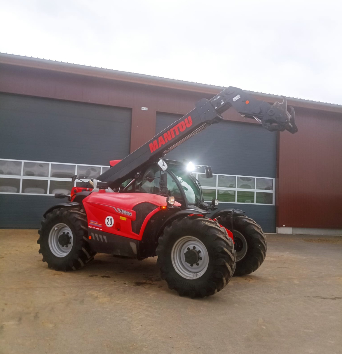 manitou-mlt-741-140-v-teleskopstapler-elite-st5 image 3