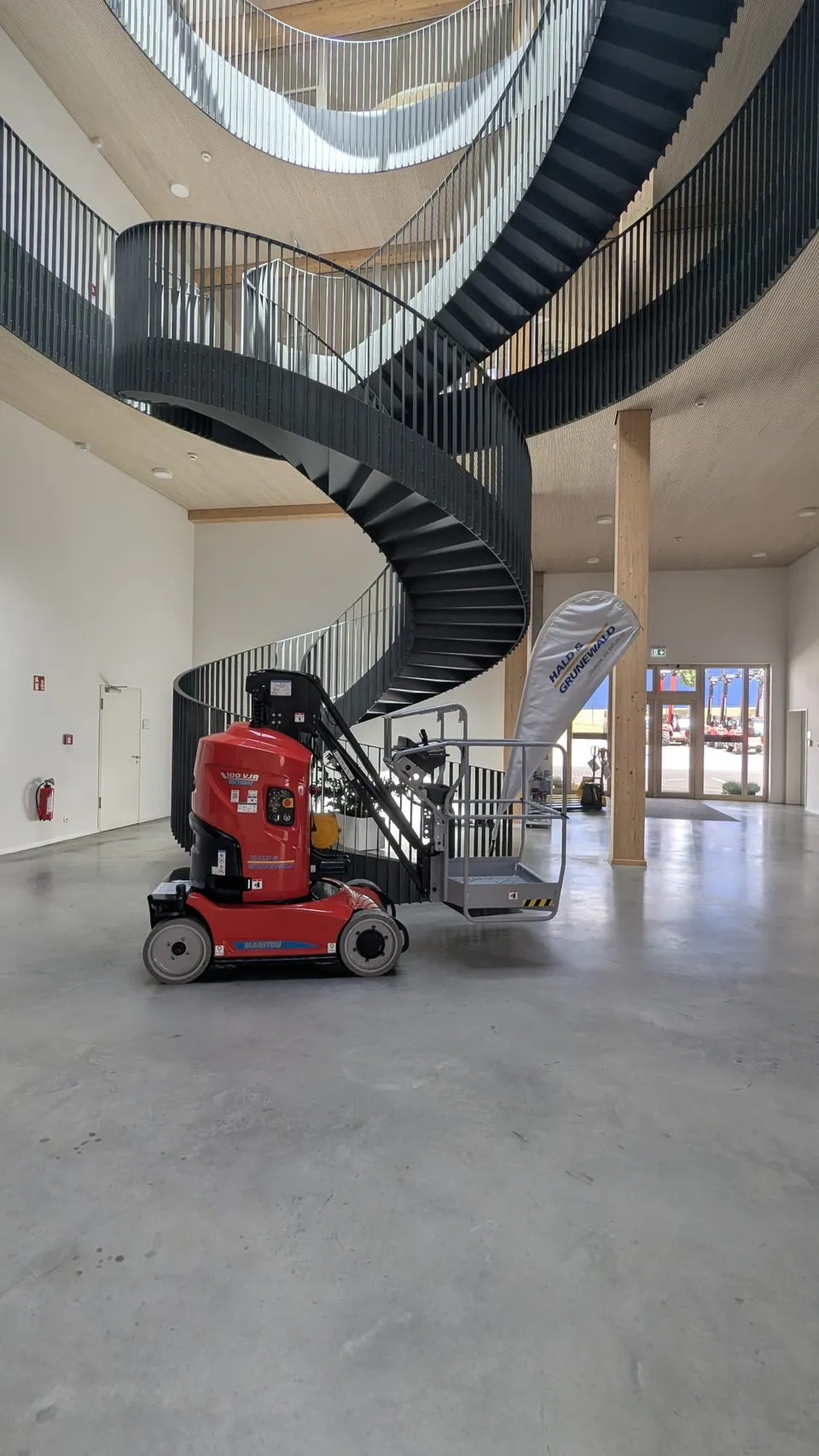 manitou-100-vjr-24v-elektro-vertikalarbeitsb-hne-10m image 1
