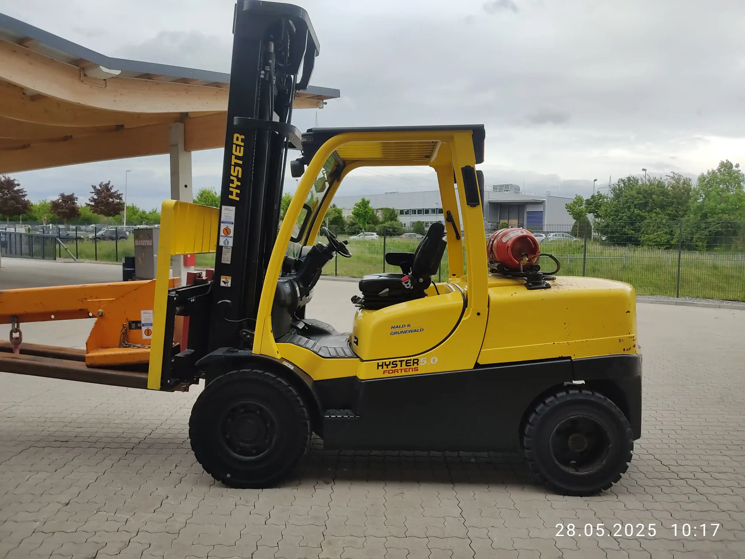 hyster-h5-0ft-l-gas-frontstapler-gabelstapler-kabine image 3
