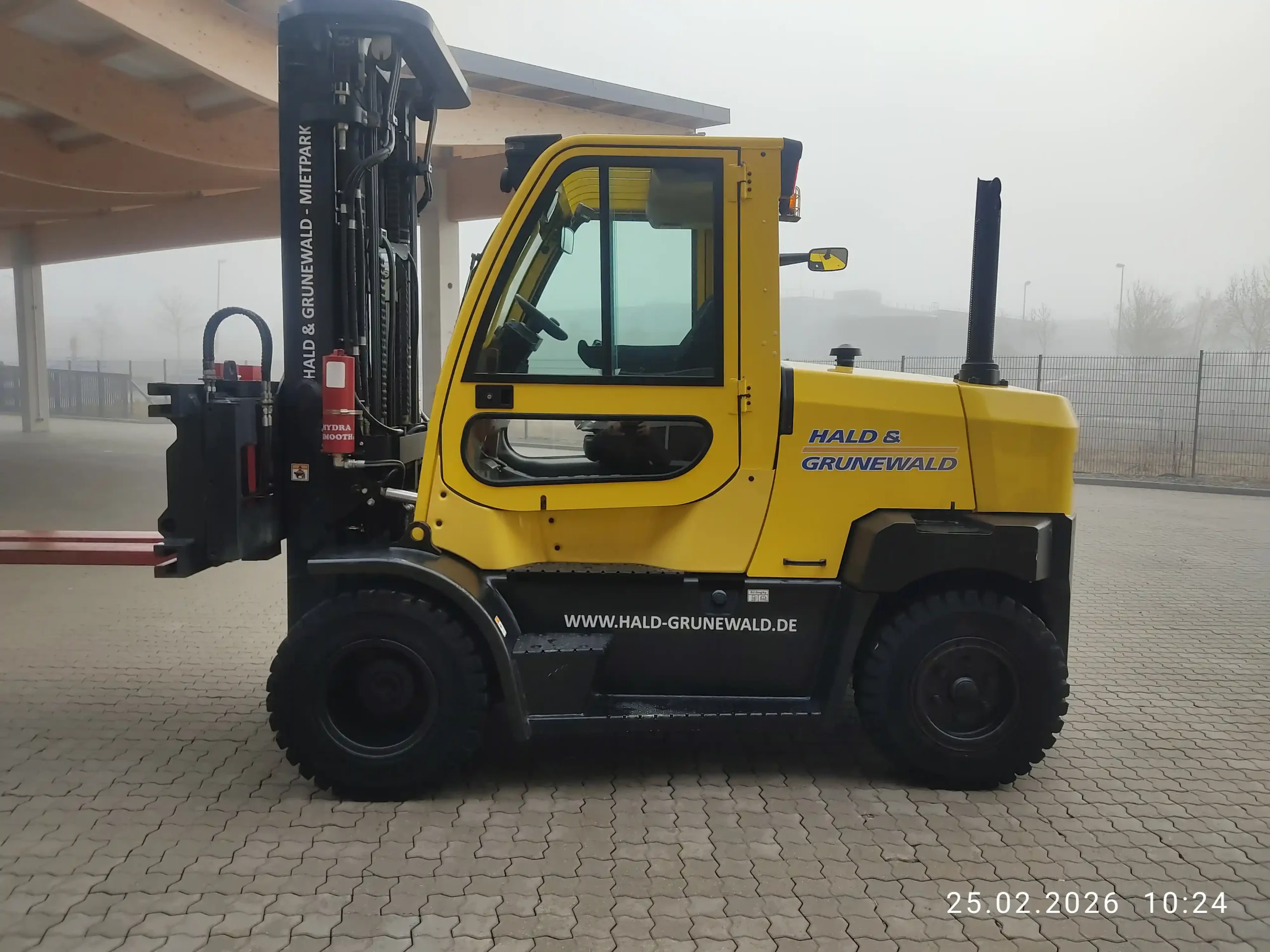 hyster-h8-0fts-diesel-frontstapler-triplex-5150-mm image 1