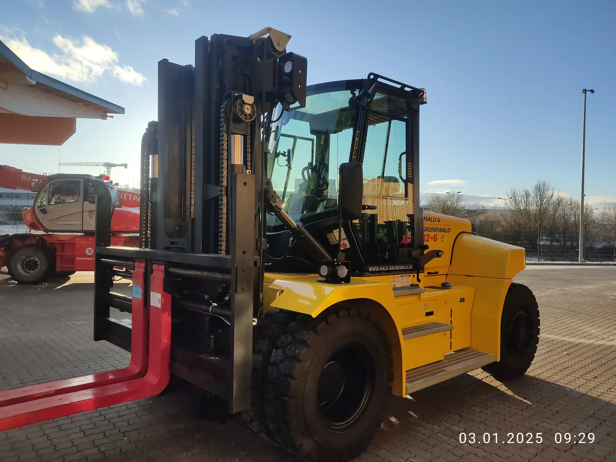 hyster-h12xd6-diesel-frontstapler-triplex-5500-mm image 1
