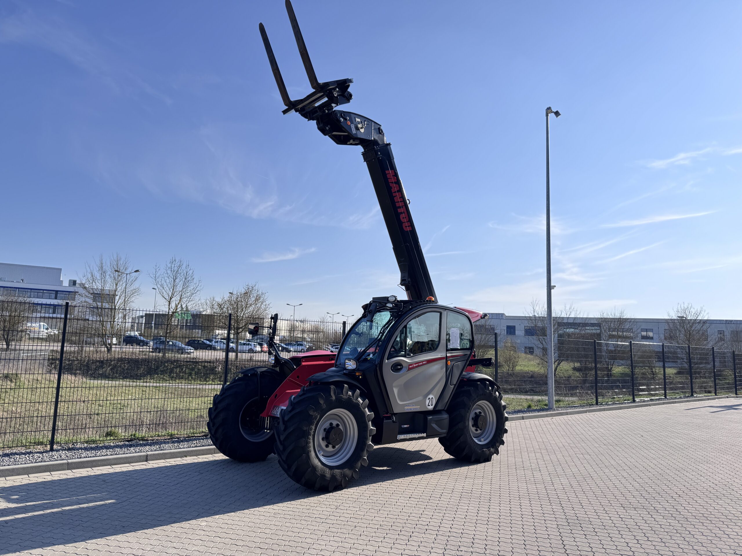 manitou-mlt-841-145ps-teleskopstapler-elite-gabeltr-ger image 3