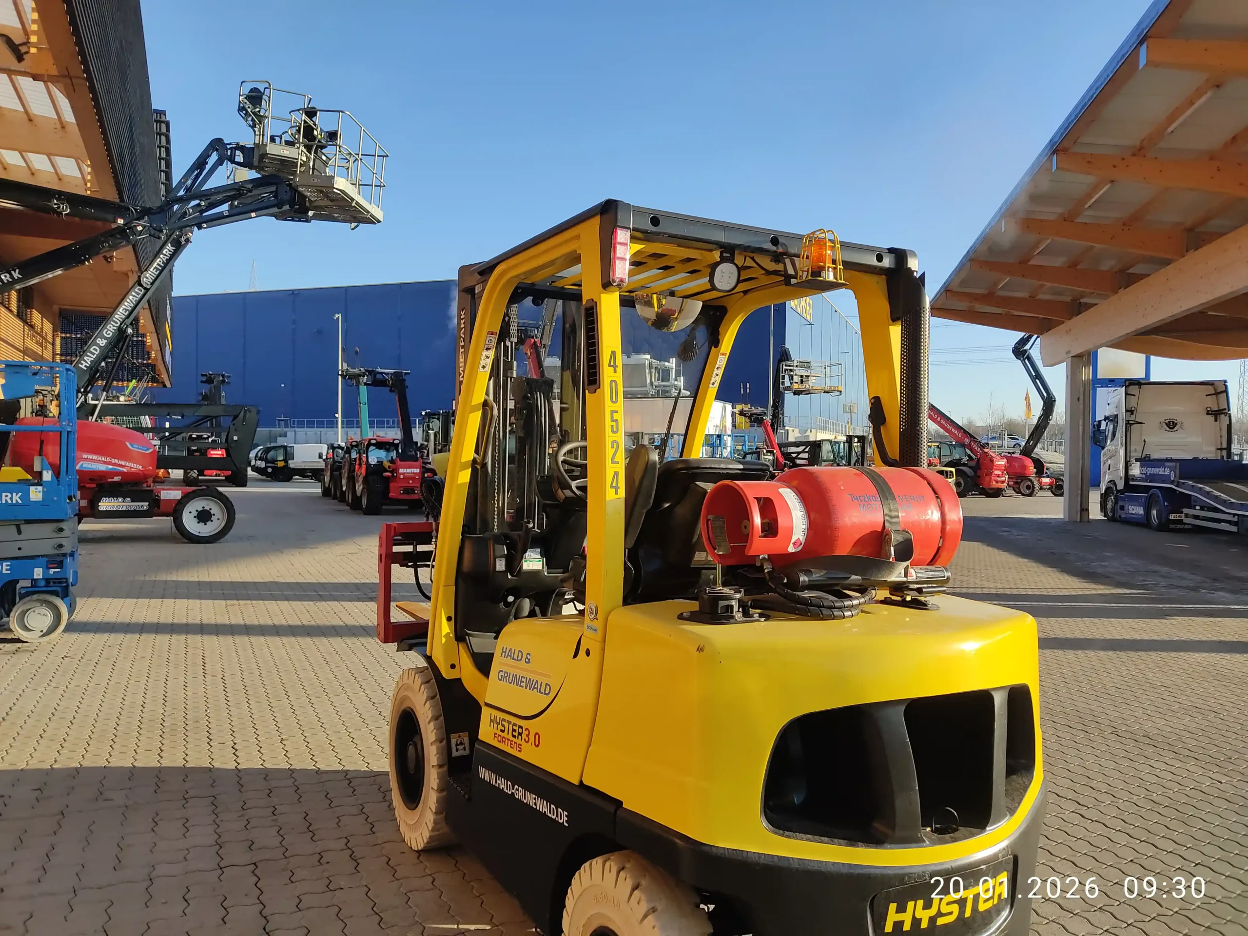 hyster-h3-0ft-l-gas-frontstapler-triplex-4915-mm image 3