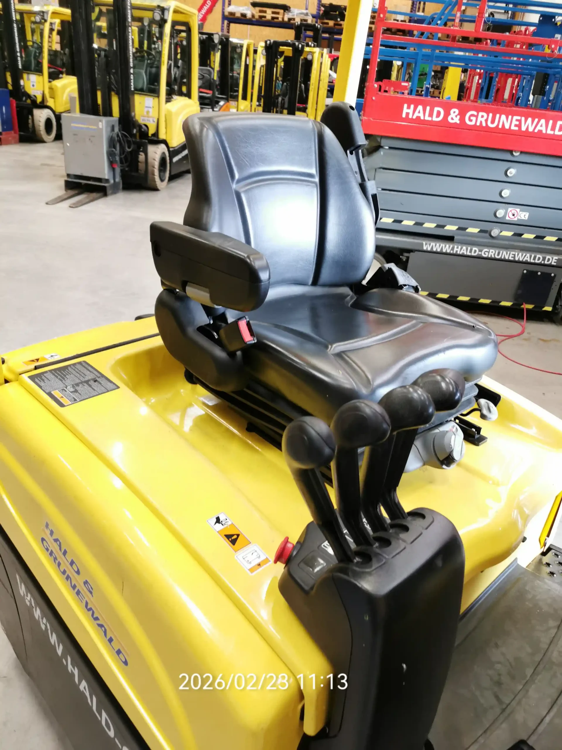 hyster-j2-0xnt-mwb-elektro-frontstapler-triplex-4900-mm image 3