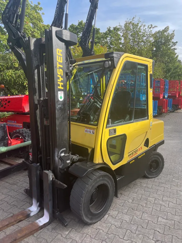 hyster-h3-5ft-d-frontstapler-diesel-vollkabine image 1