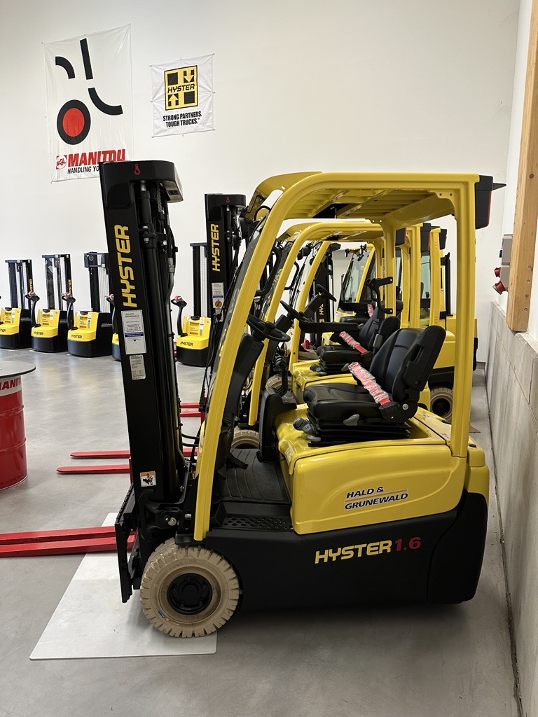 hyster-j1-6xnt-elektro-frontstapler-triplex image 3