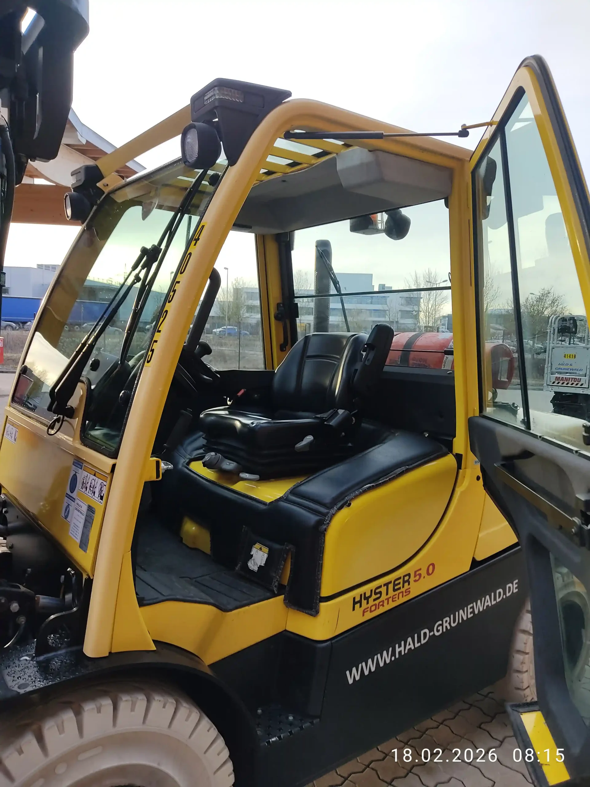 hyster-h5-0ft-l-gas-frontstapler-5-t-triplex-5000-mm image 4