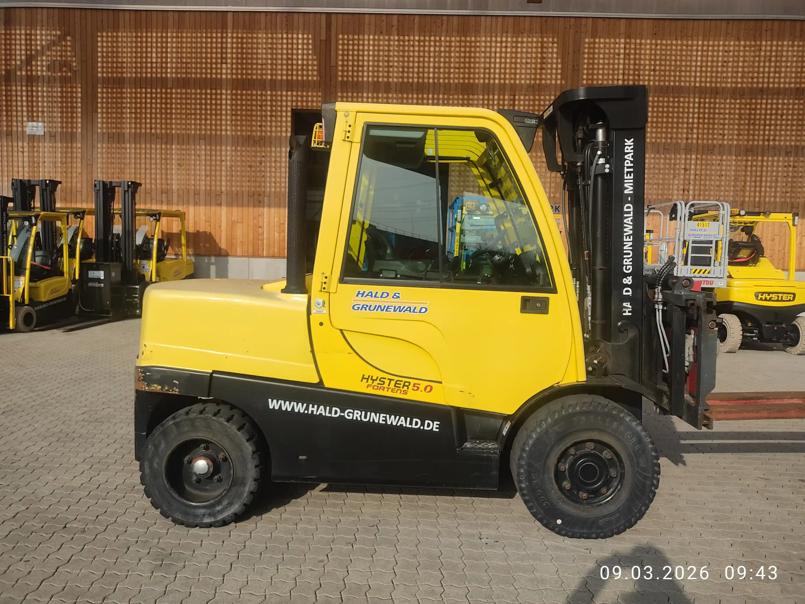 hyster-h5-0ft-d-diesel-frontstapler-triplex-5000mm image 1