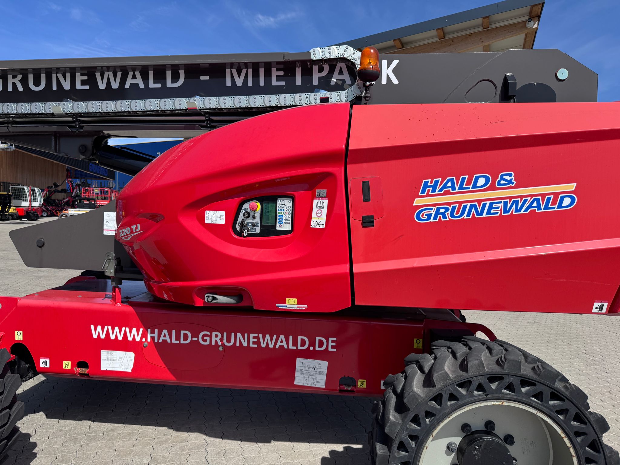 manitou-220-tj-teleskopb-hne-diesel-gel-ndeg-ngig image 4