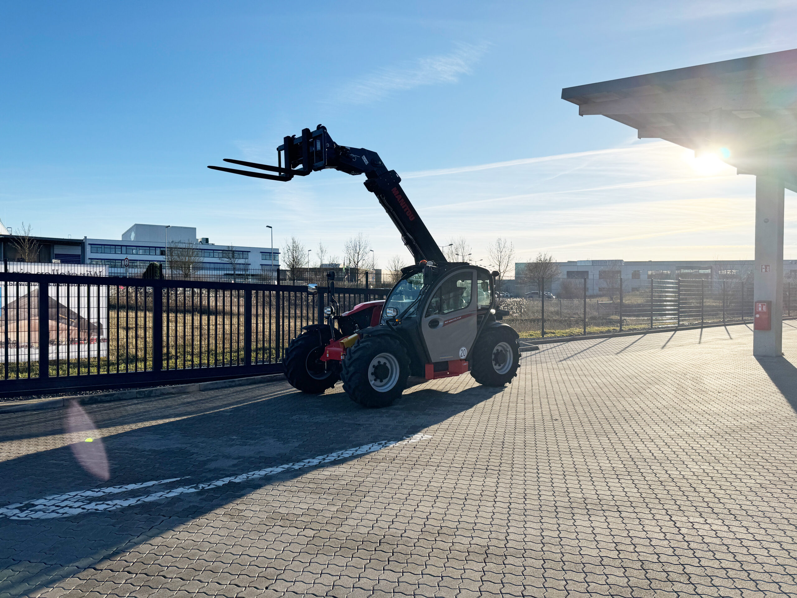 manitou-mlt-630-115d-v-cp-st5-s1-teleskopstapler-schnellwechsler image 2