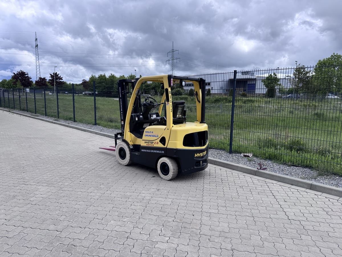 hyster-h2-0fts-d-diesel-frontstapler-triplex-4300-mm image 3