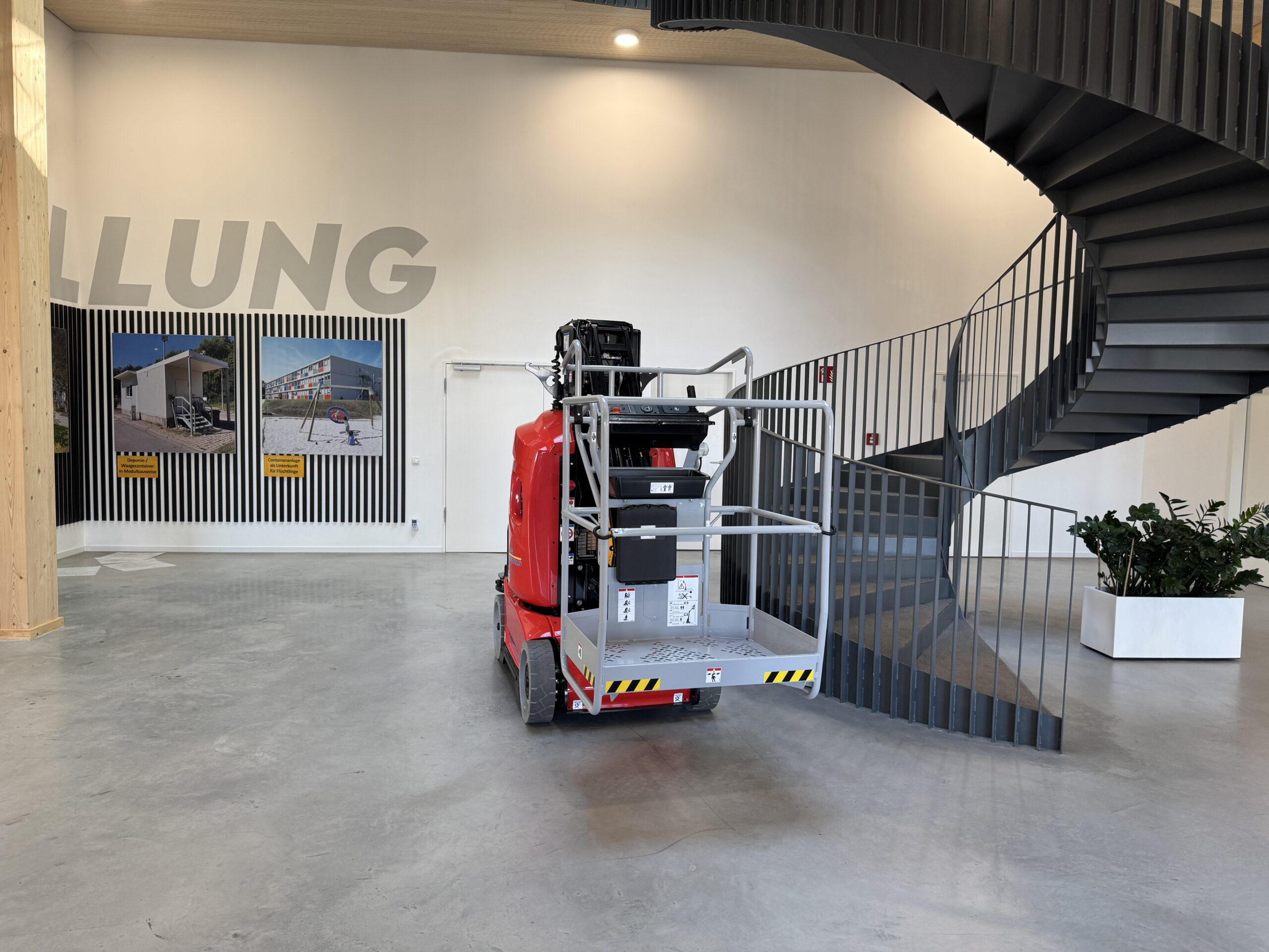manitou-100-vjr-elektro-vertikalb-hne-24-v-korb image 5